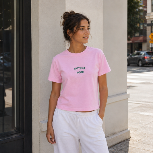 MOTHER HOOD CROP T
